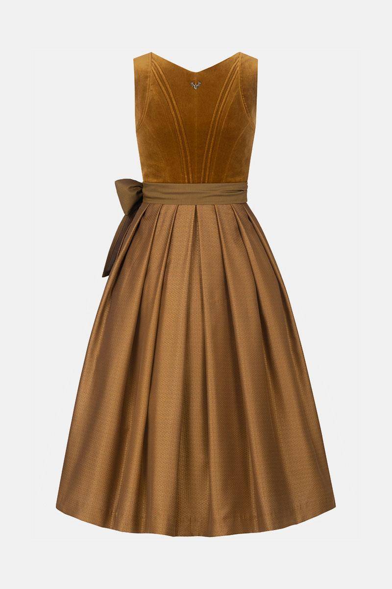 Dirndl Nellie