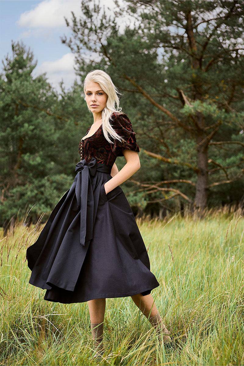 Dirndl Paula 