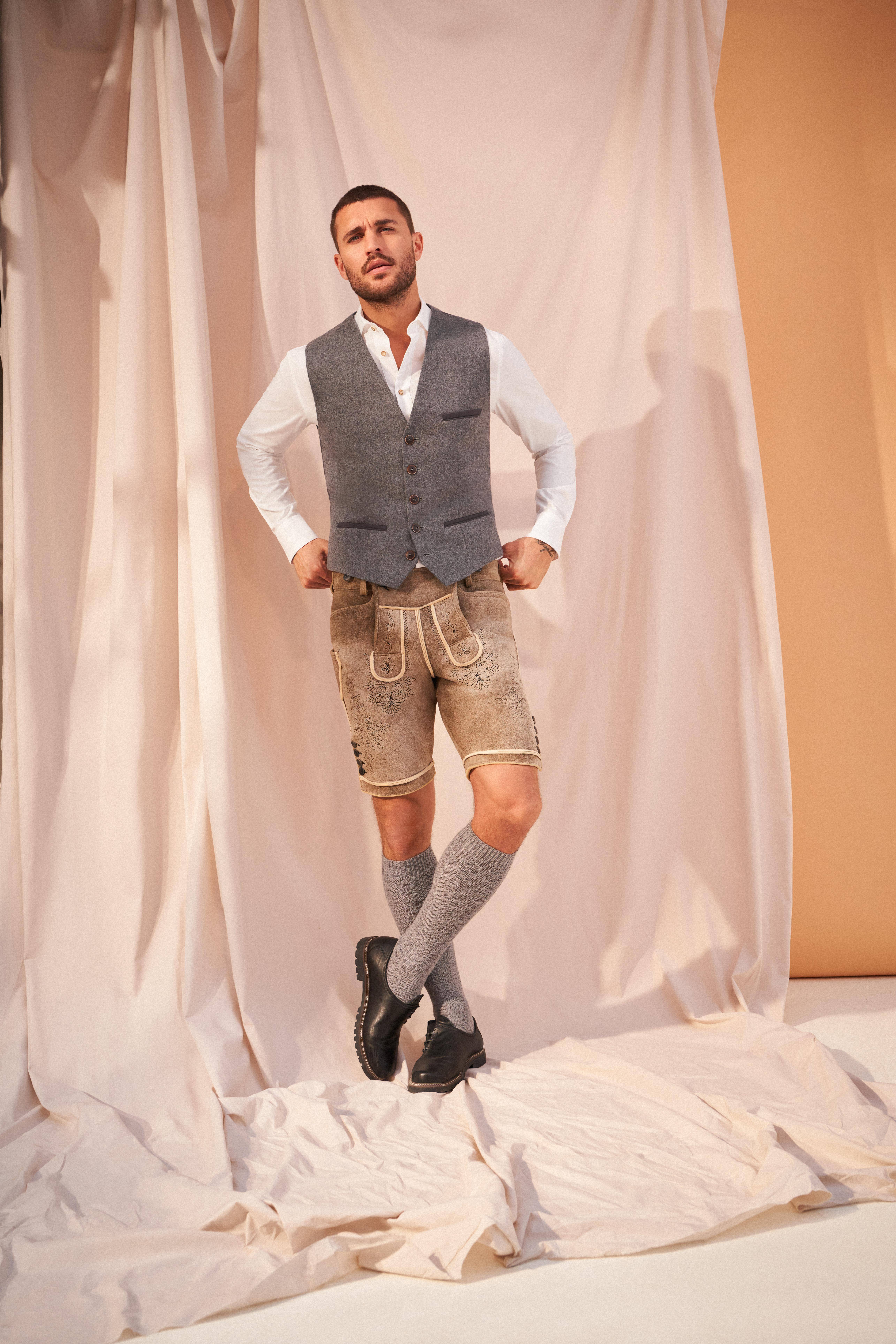 Weste, Kurze Hosen, Erwachsener, Mann, Person
