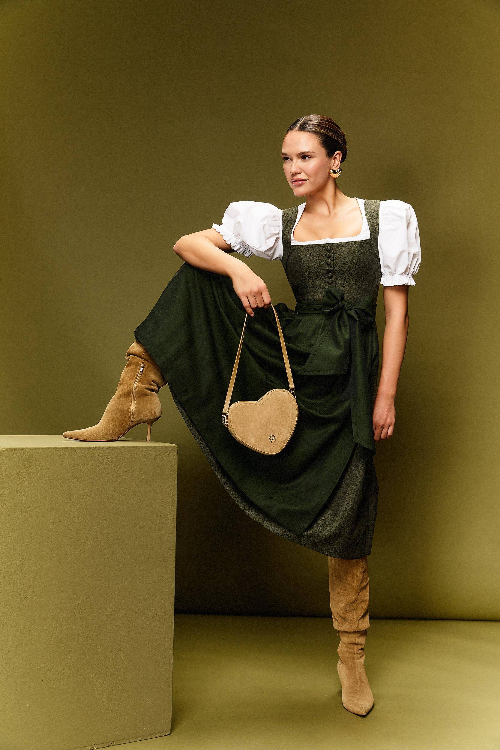 Dirndl Hedi